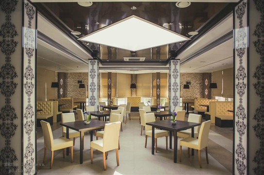 阿佩尔辛酒店主图