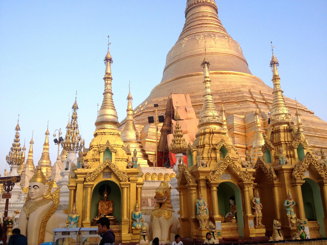 瑞光大金塔-仰光必去景点