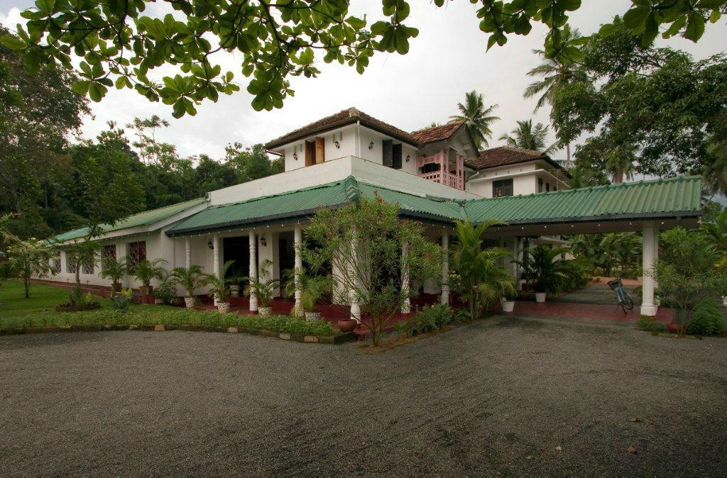 Lakniwasa Tourist Inn主图