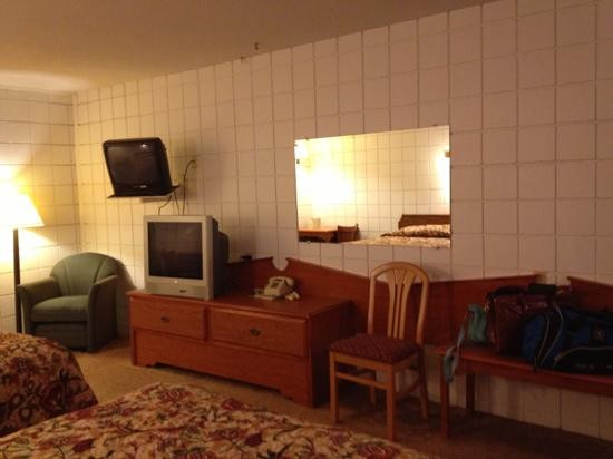 Hutch's Motel/Cafe主图