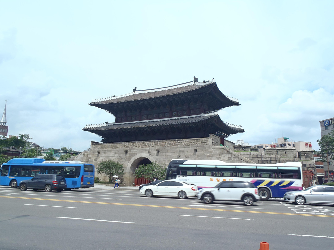 东大门购物百货-首尔必去景点