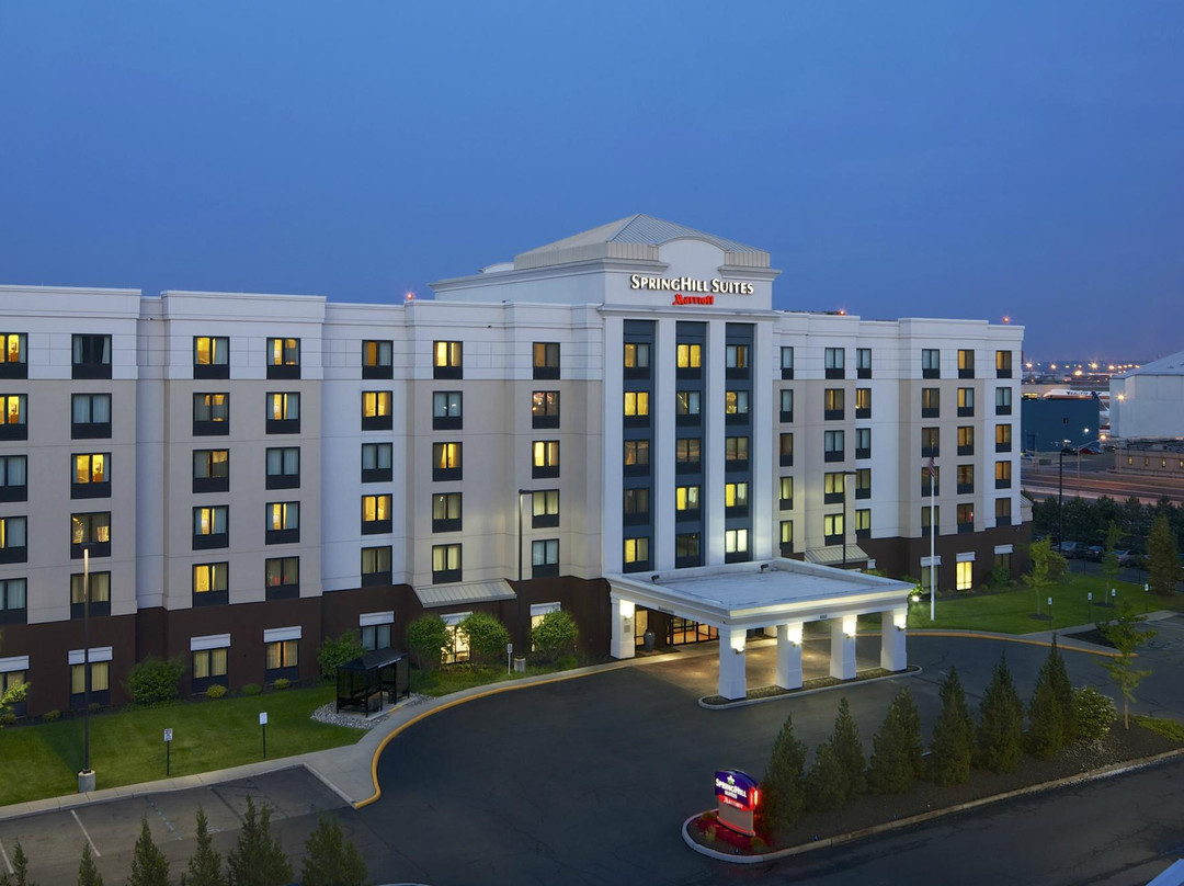纽瓦克国际机场SpringHill Suites酒店
