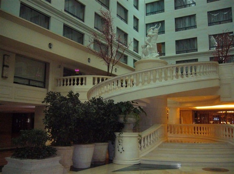 翔鹭国际大酒店主图