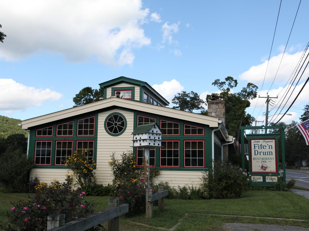 Millbrook酒店住宿-Fife 'n Drum Inn