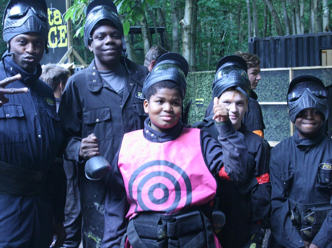 Delta Force Paintball Westerham景点图片