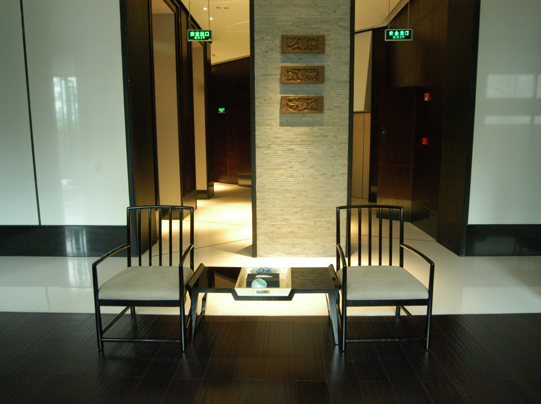 绿谷明珠精品大酒店主图