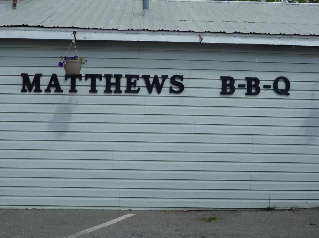 Matthew's Oak & Hickory Barbecue House
