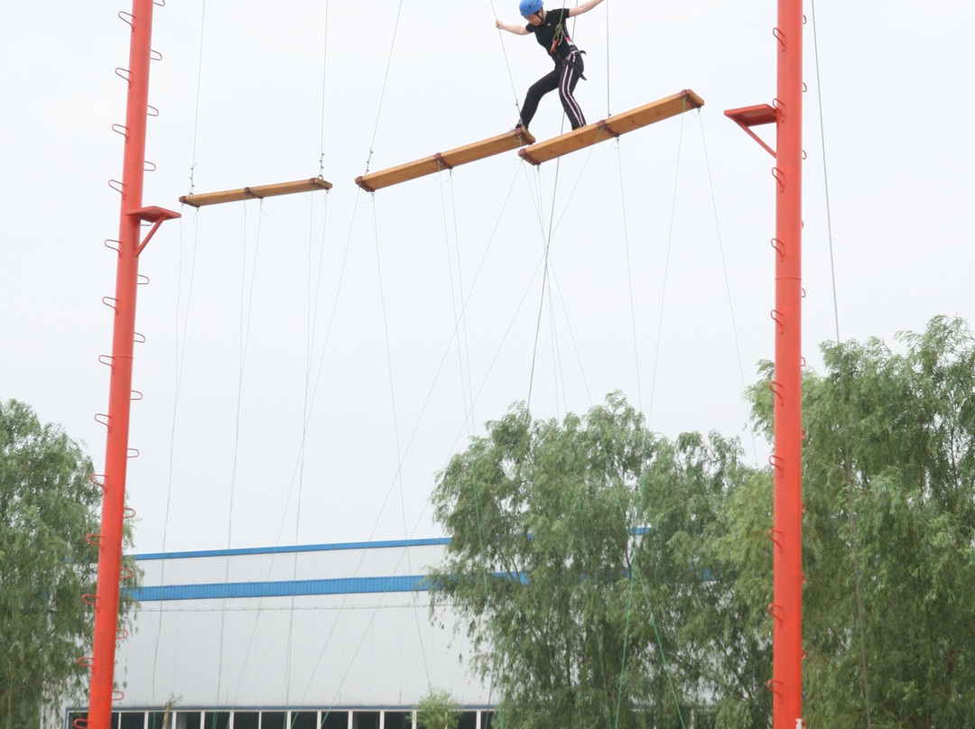 京东第一温泉度假村主图