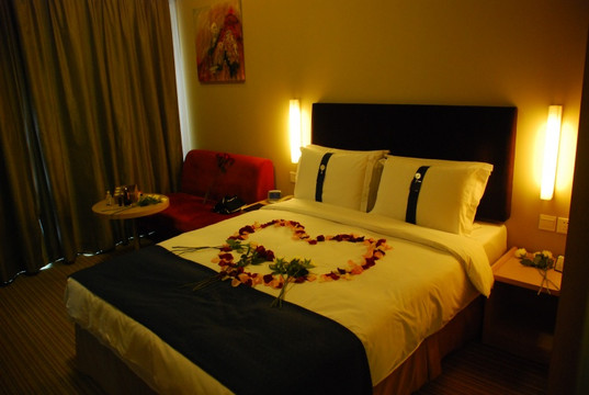 上海绿地普陀智选假日酒店主图