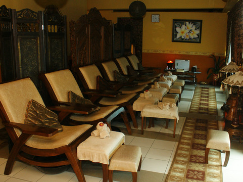 王室水疗-亚庇必去景点