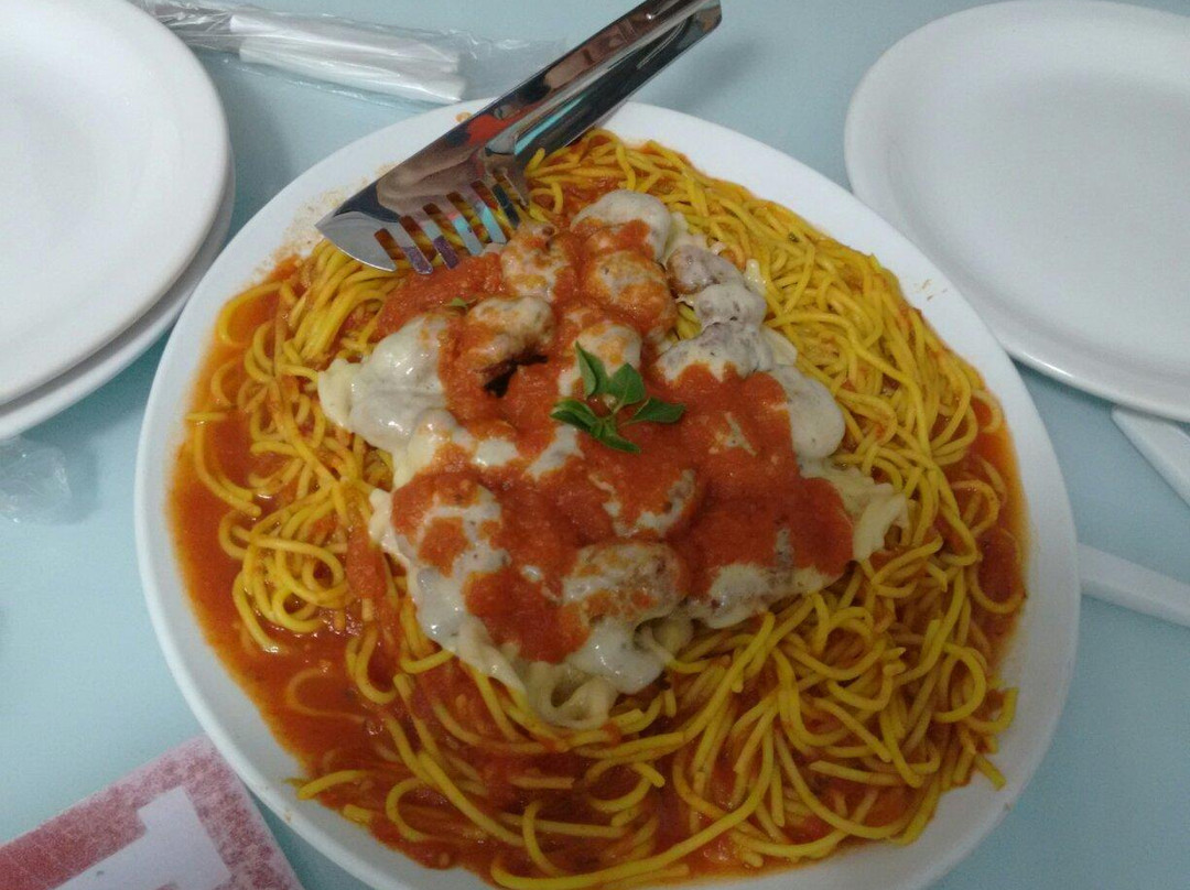 Fic Frio Burg E Pizzaria