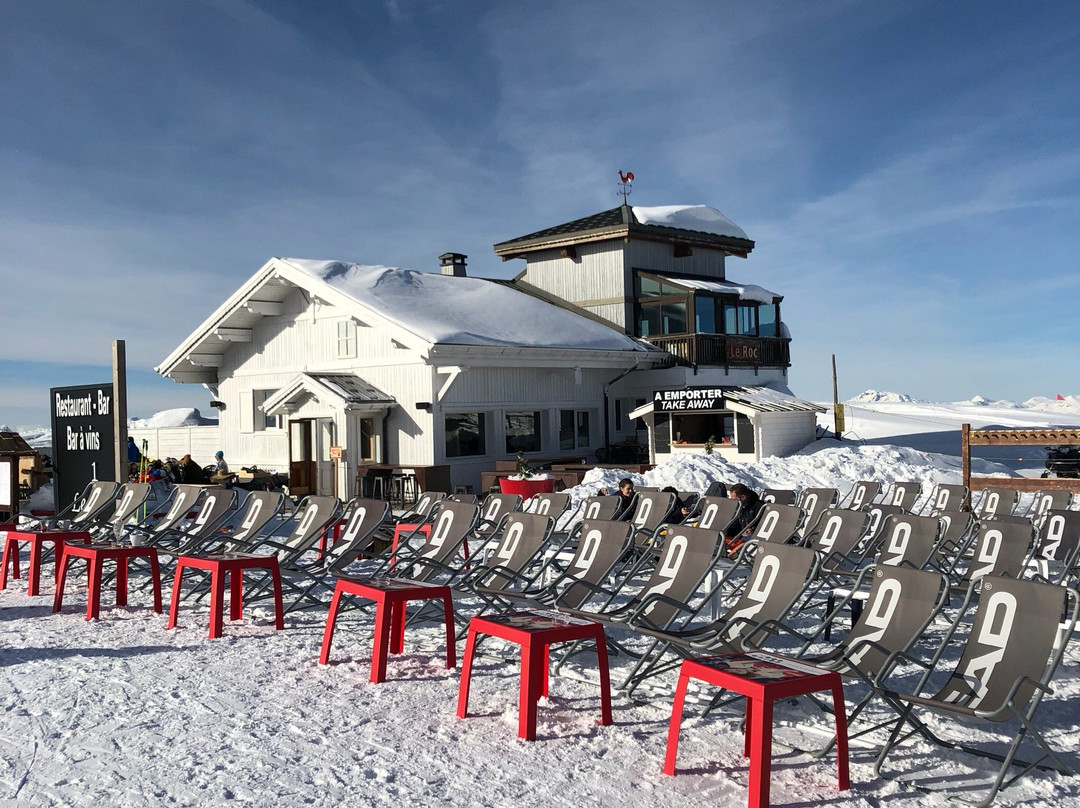 La Perriere餐馆和美食-Le Roc Tania