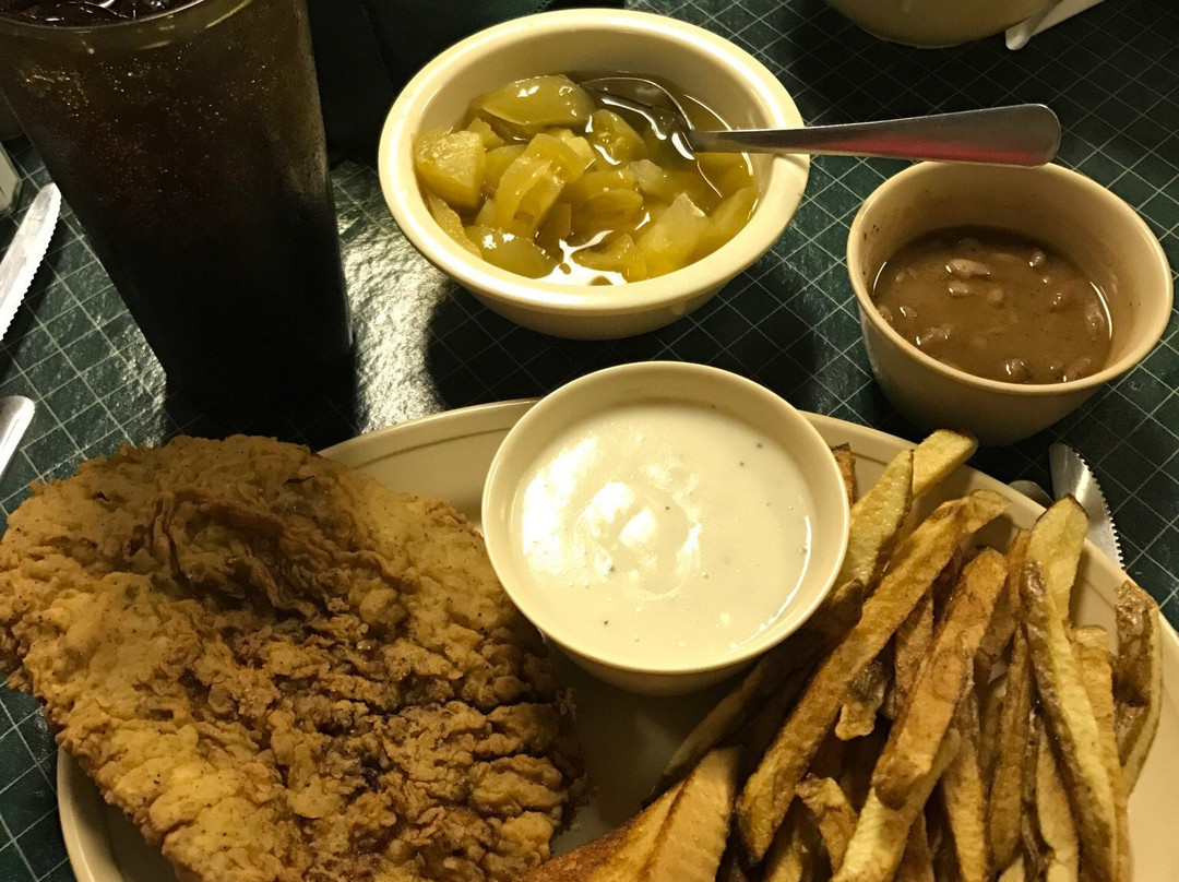 Pittsburg餐馆和美食-Vaughn's Catfish Restaurant On The Lake