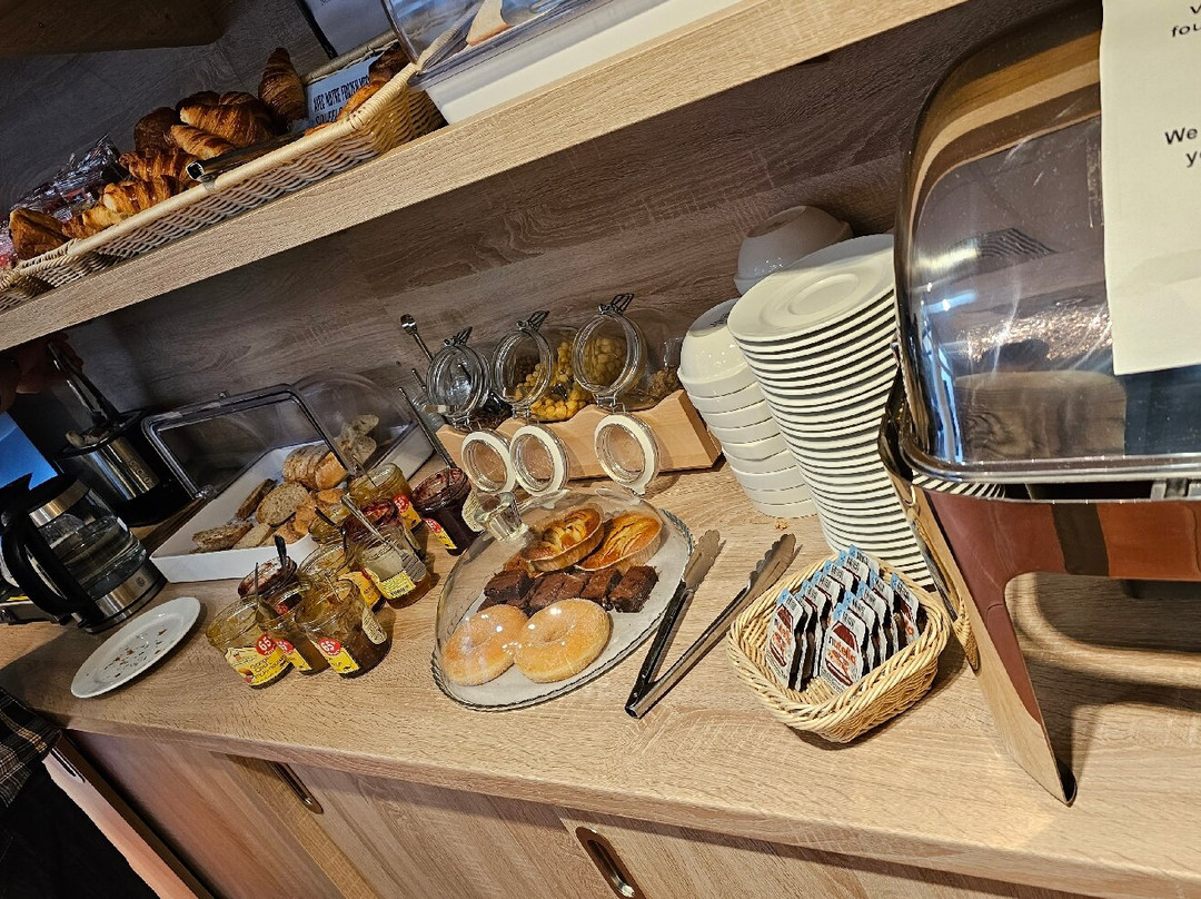 科利雅得阿维尼翁万国宫大殿酒店主图