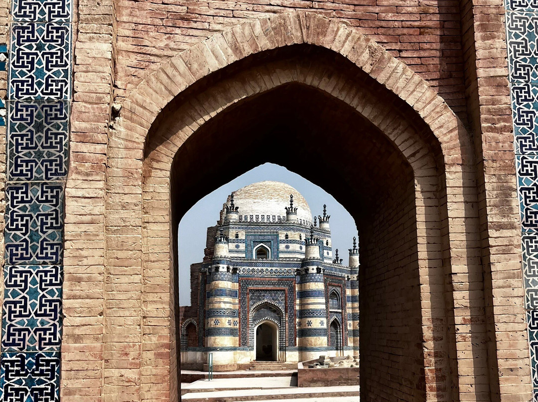 Tomb of Bibi Jawindi-Bahawalpur必去景点