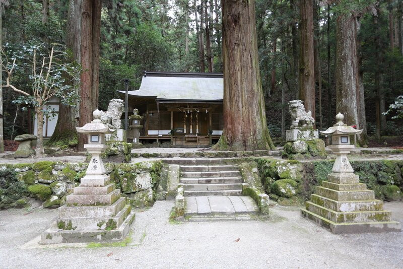 Muro Ryuketsu Shrine景点图片