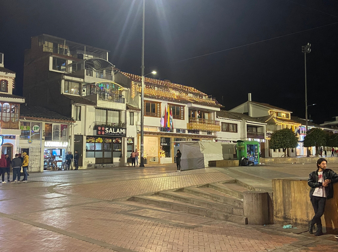 Plaza de Bolivar-Chiquinquira必去景点