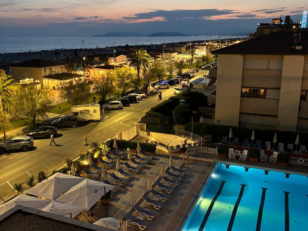 GrandHotel & Riviera主图
