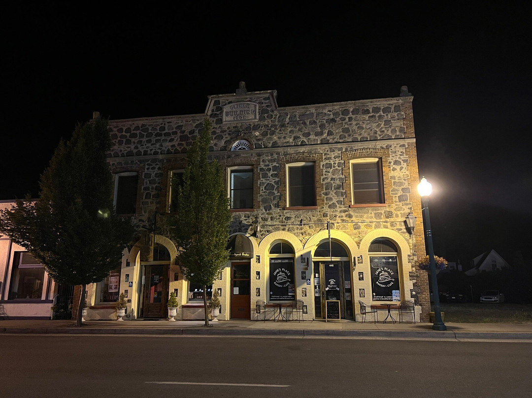 Quincy Courtyard Suites主图