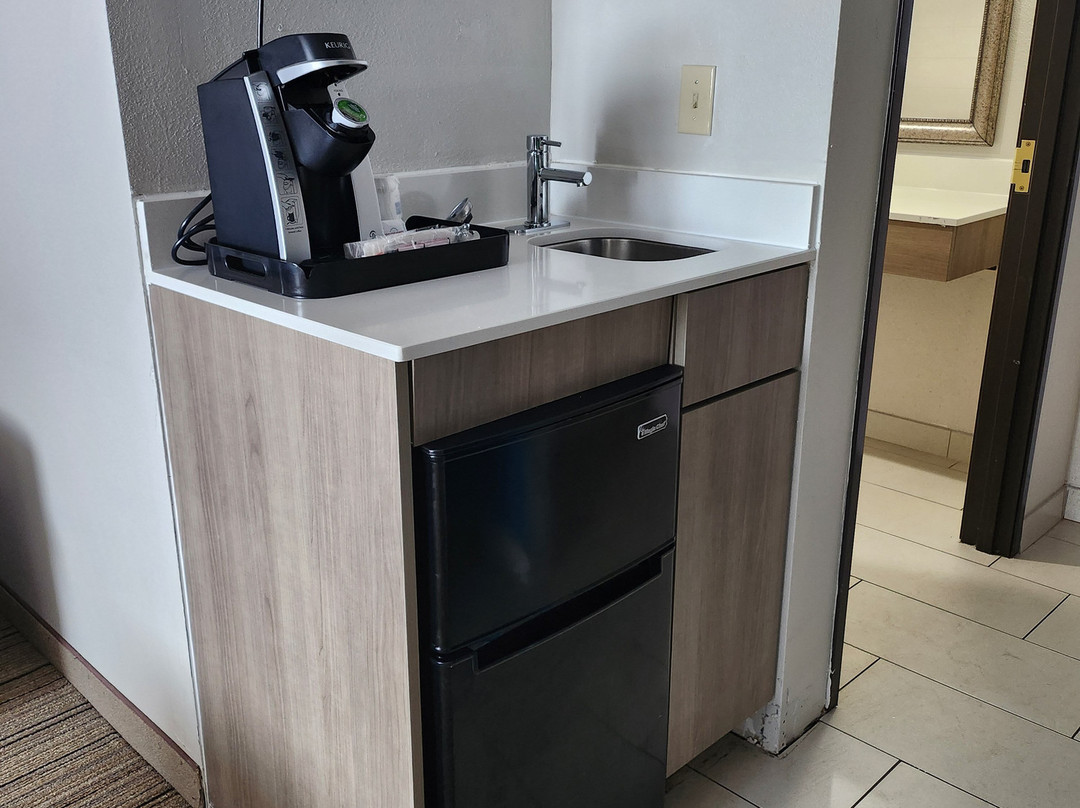 Holiday Inn Express & Suites Wilson-Downtown By IHG主图