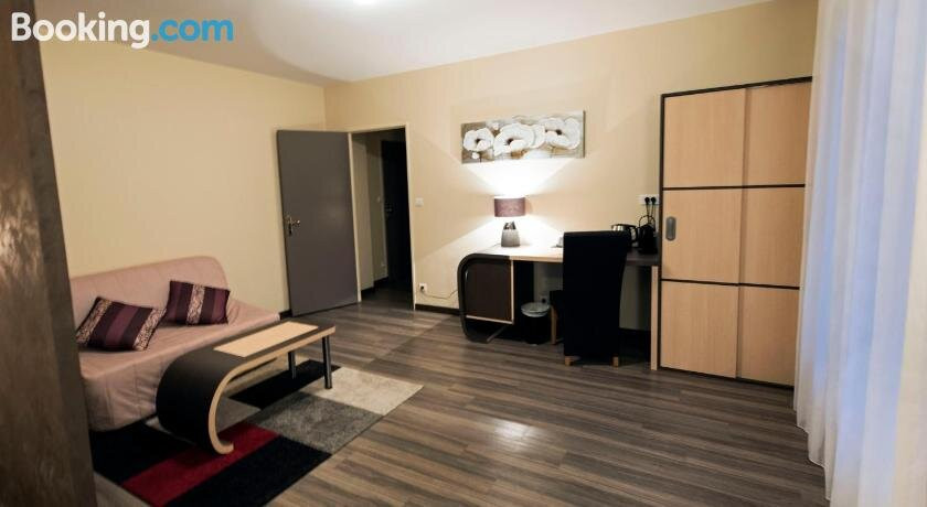 Hotel Pedagogique Coeur D'Apcher主图