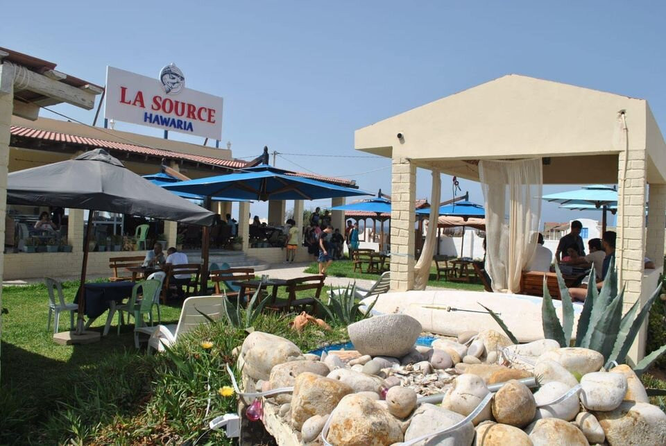 El Haouaria餐馆和美食-Restaurant La Source