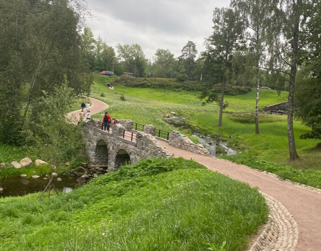 Ruinny Most-Lomonosov必去景点