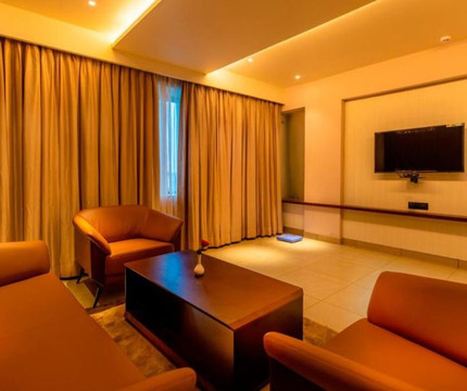 M Pro 宫殿酒店迈索尔 - 距离迈索尔宫殿12分钟主图