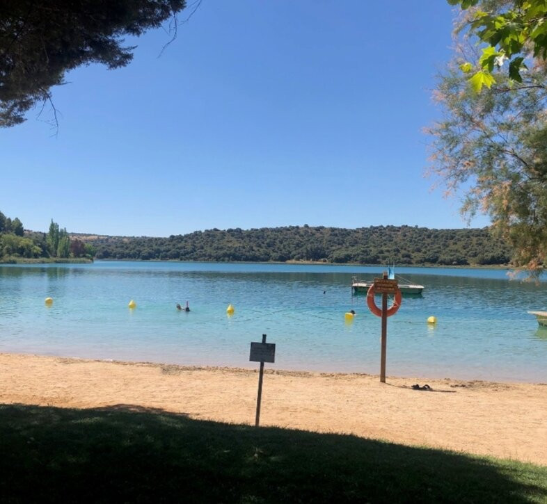 Hotel Entrelagos主图