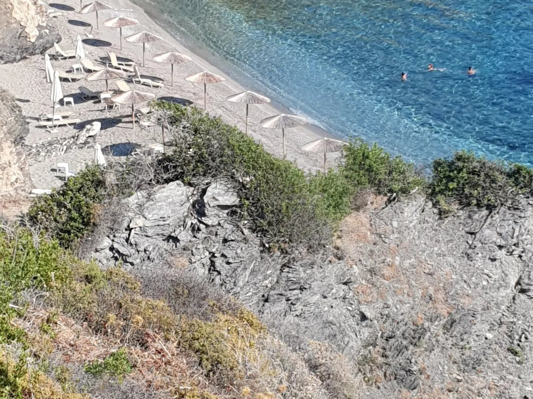 Perivoliou Beach景点图片