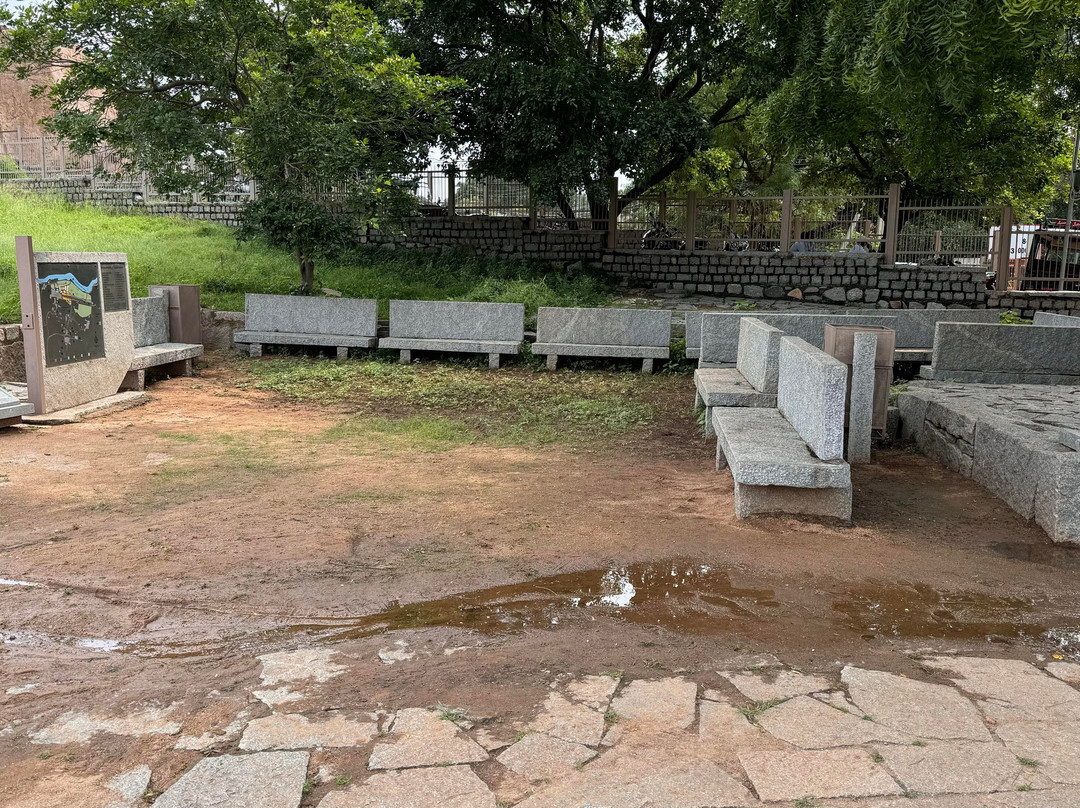 Sasivekalu Ganesha Temple-亨比必去景点