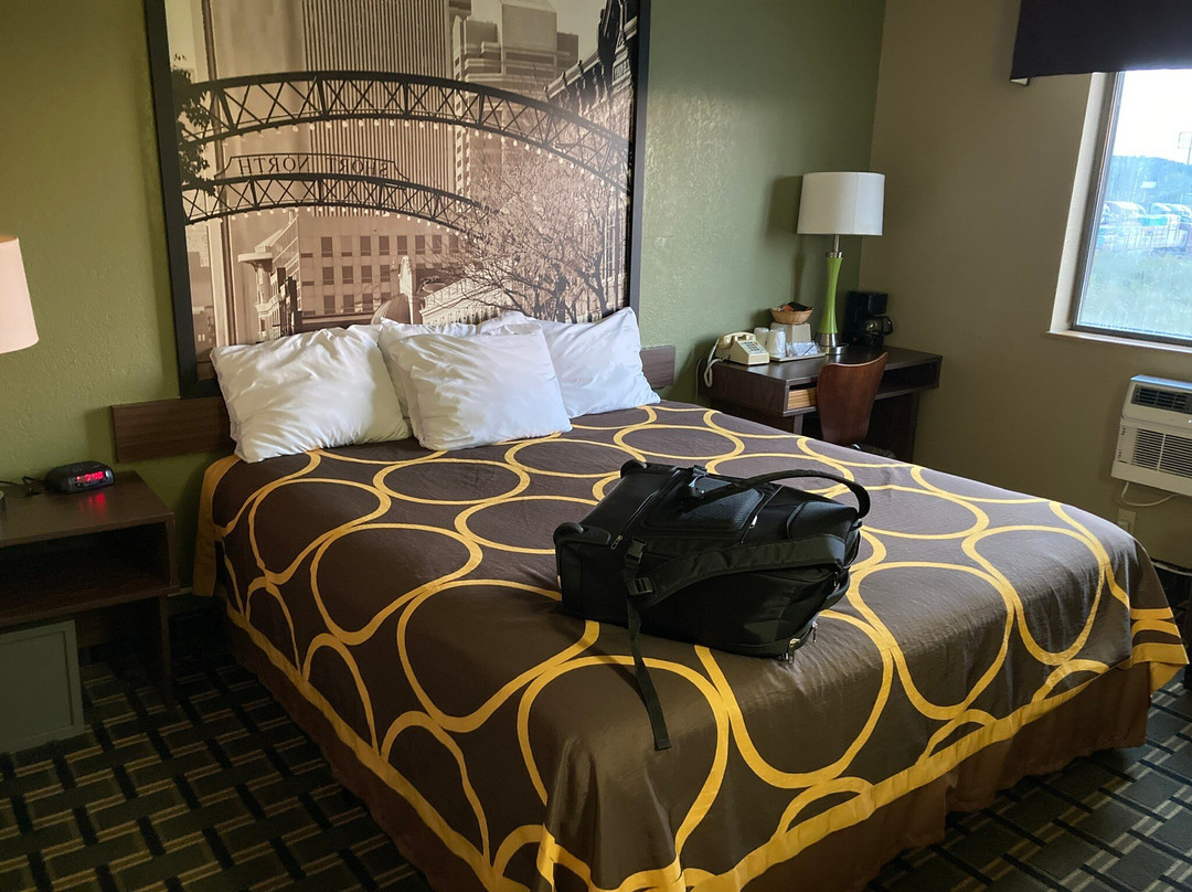 Super 8 by Wyndham Youngstown/Austintown主图