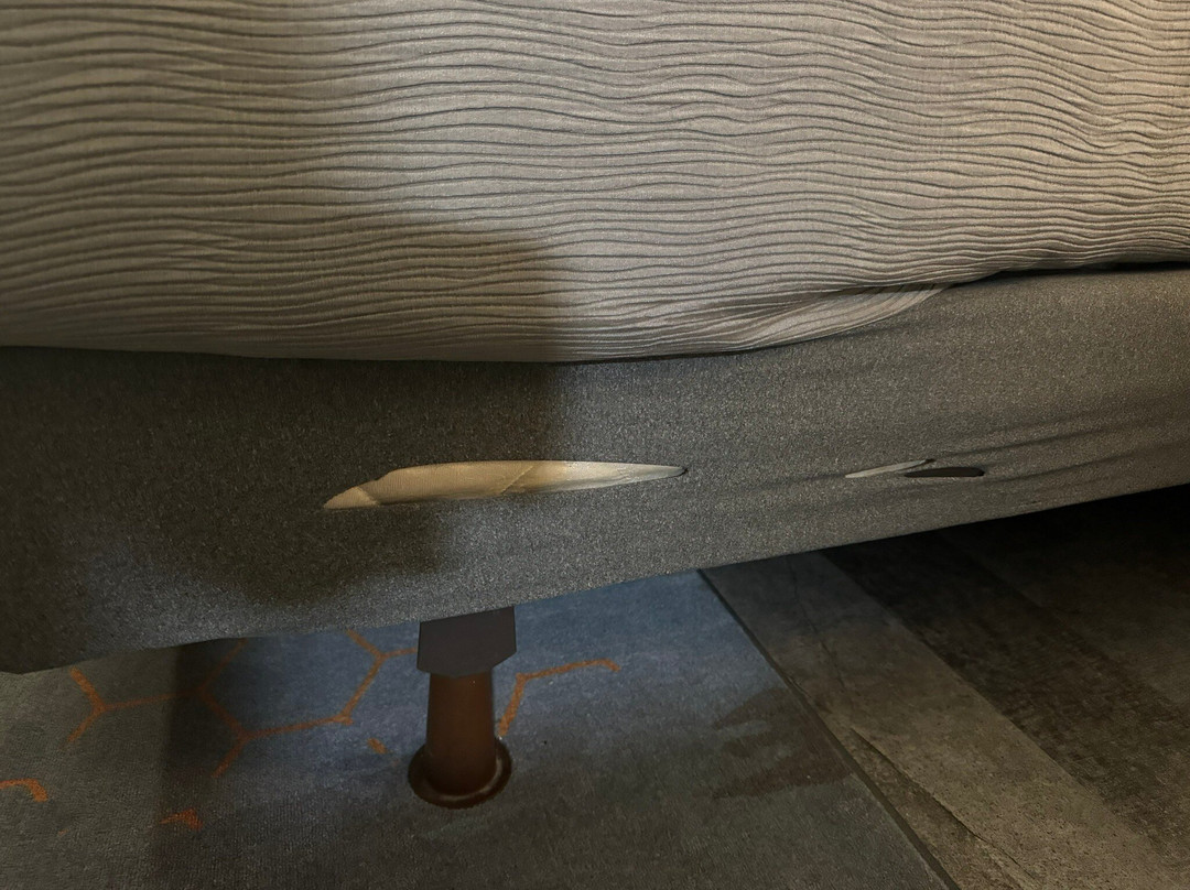 布法罗国际机场假日酒店主图