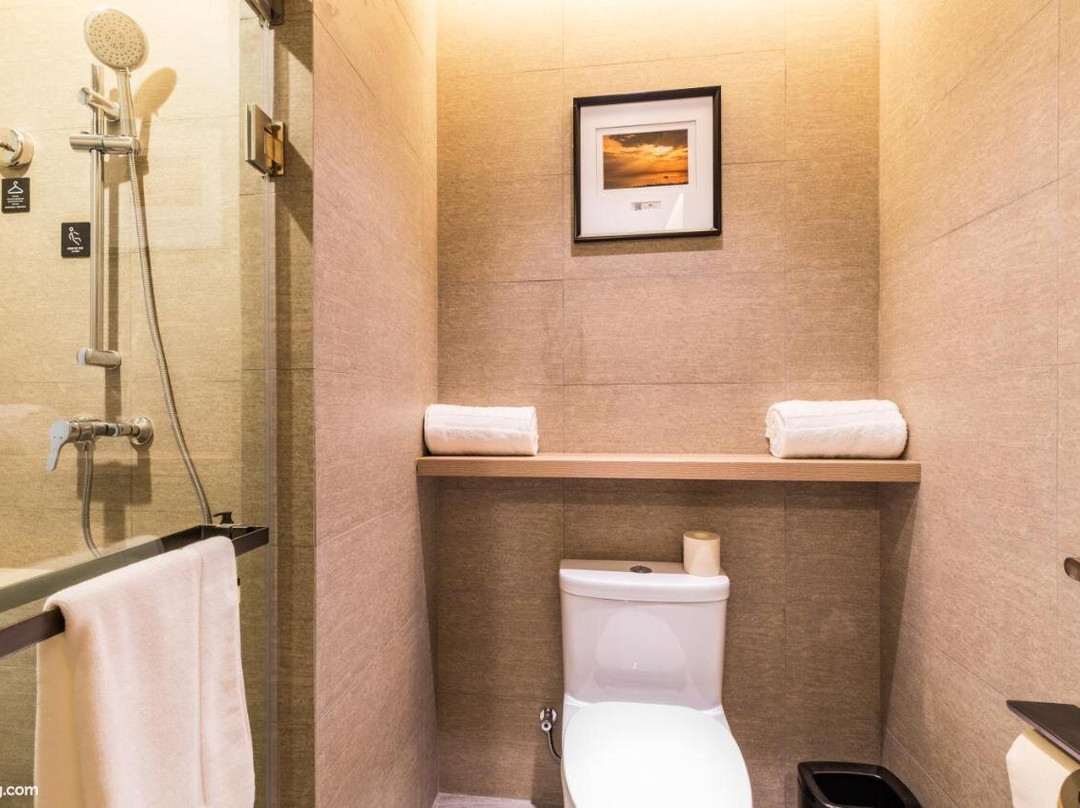 长兴中心广场亚朵酒店