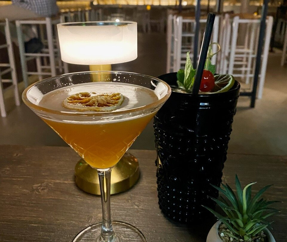 Click Cocktail Bar-埃欧斯岛必去景点