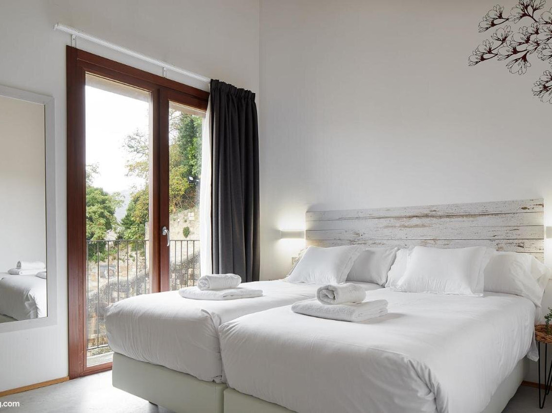 Estella Rooms - Autocheckin主图