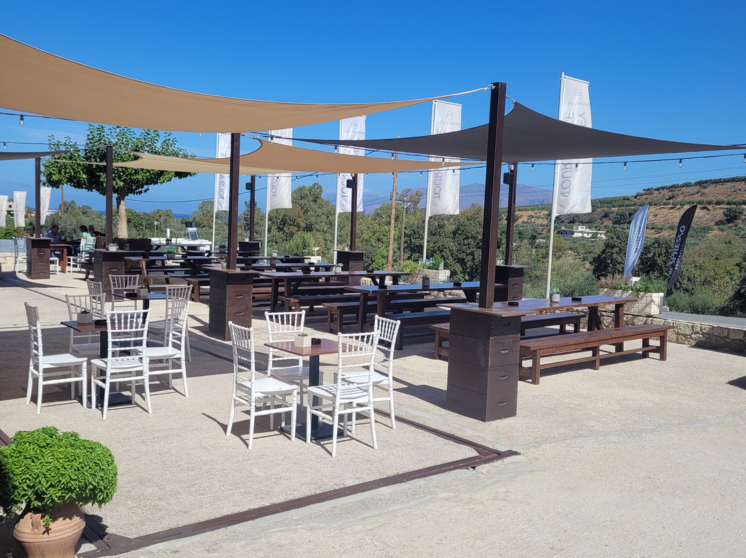 Stathakisfamily Cretan Honey Experience-Kaloudiana必去景点