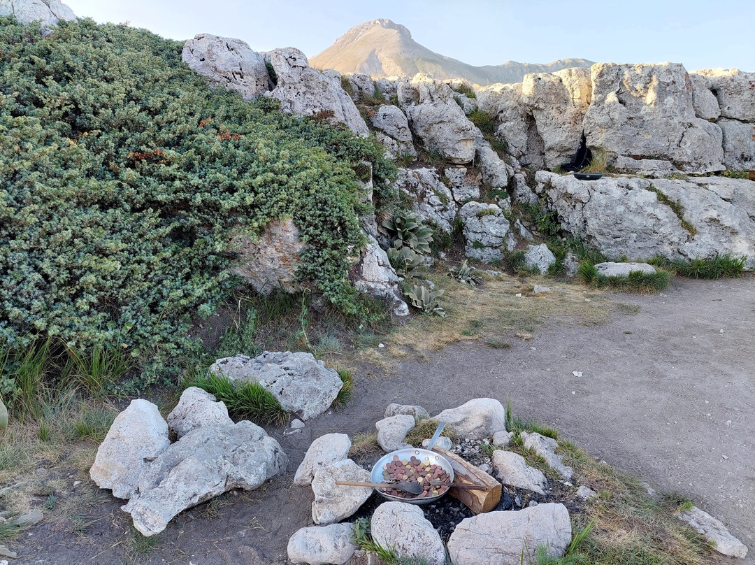 Location De Lo Chiamavano Trinità景点图片