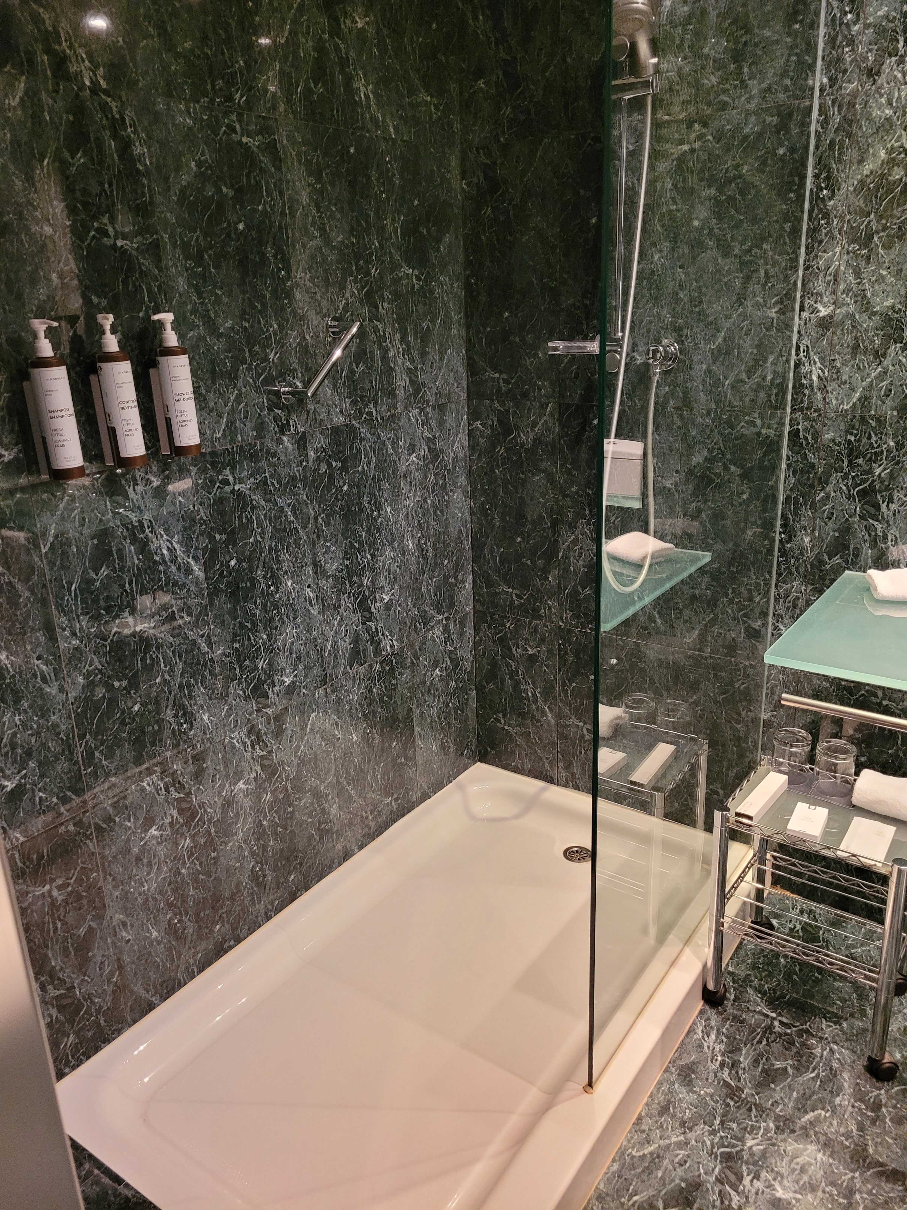 Ac Hotel Leon San Antonio-浴室