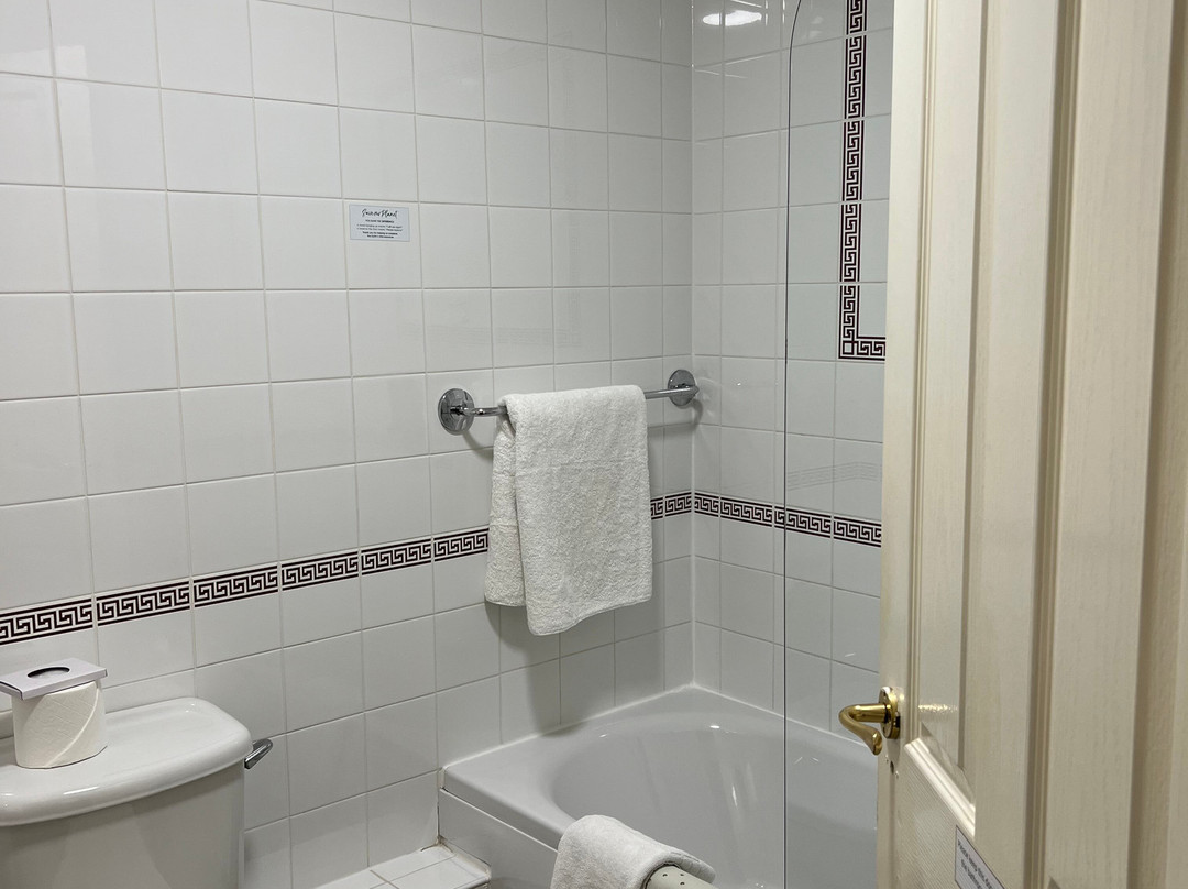 Best Western Bristol North The Gables Hotel主图