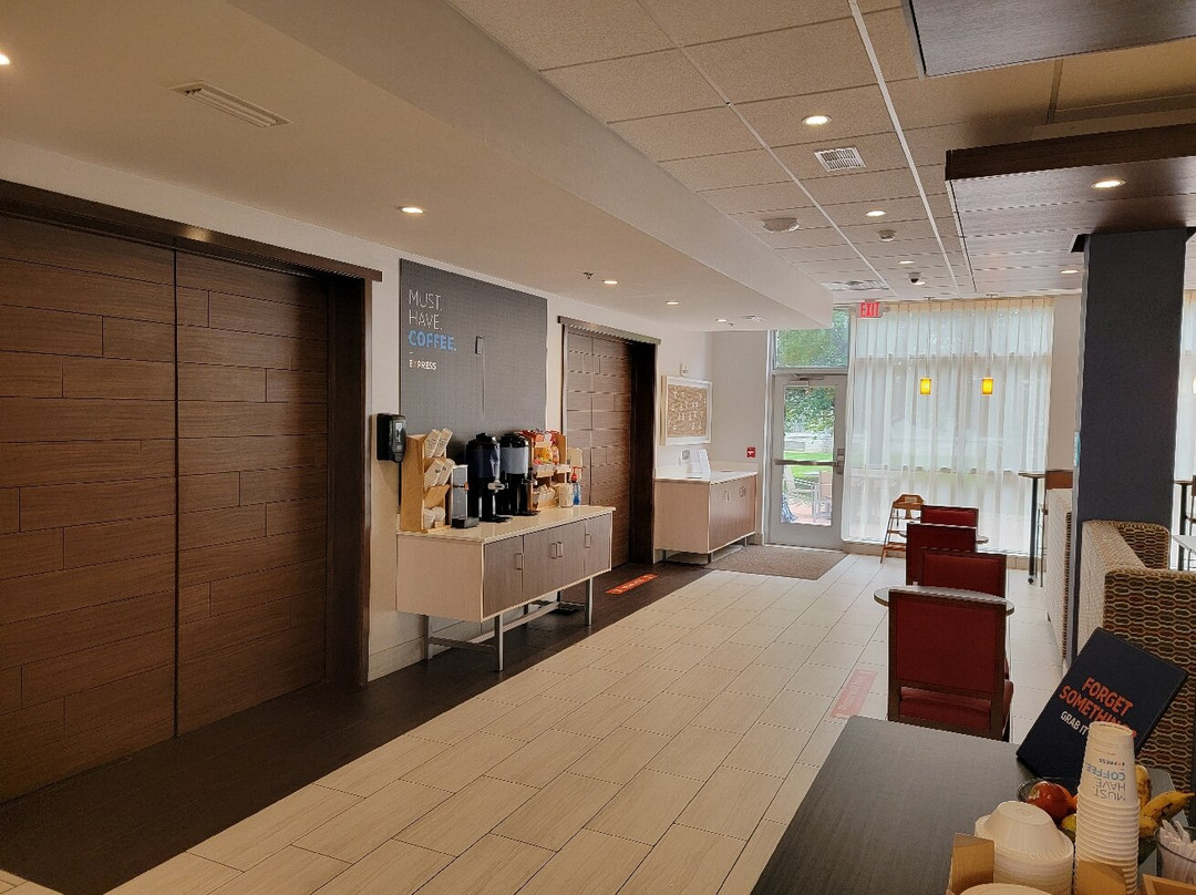 Holiday Inn Express & Suites Kokomo South By IHG主图