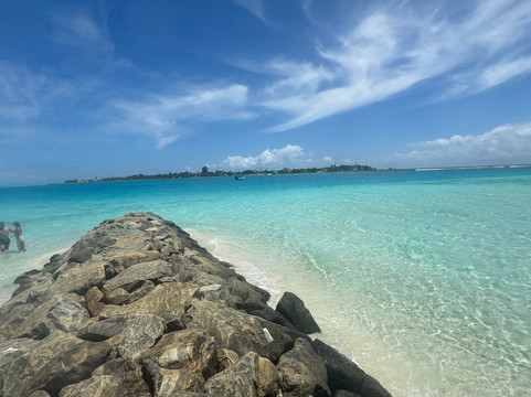 Triton Beach Hotel & Spa主图