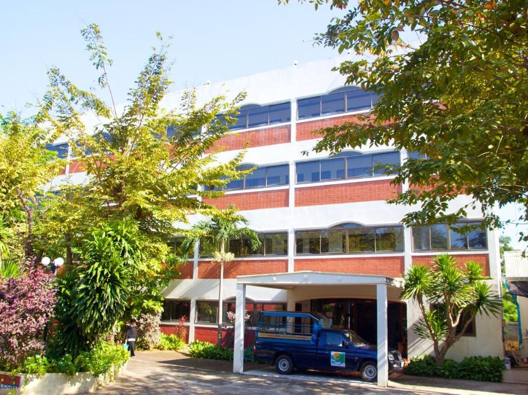 Srichang Shinekhoa Resort