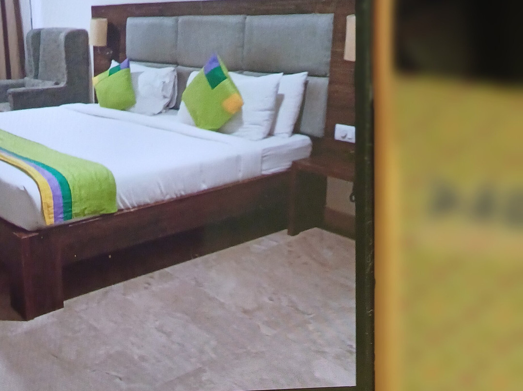 Treebo Trend PL Grand主图