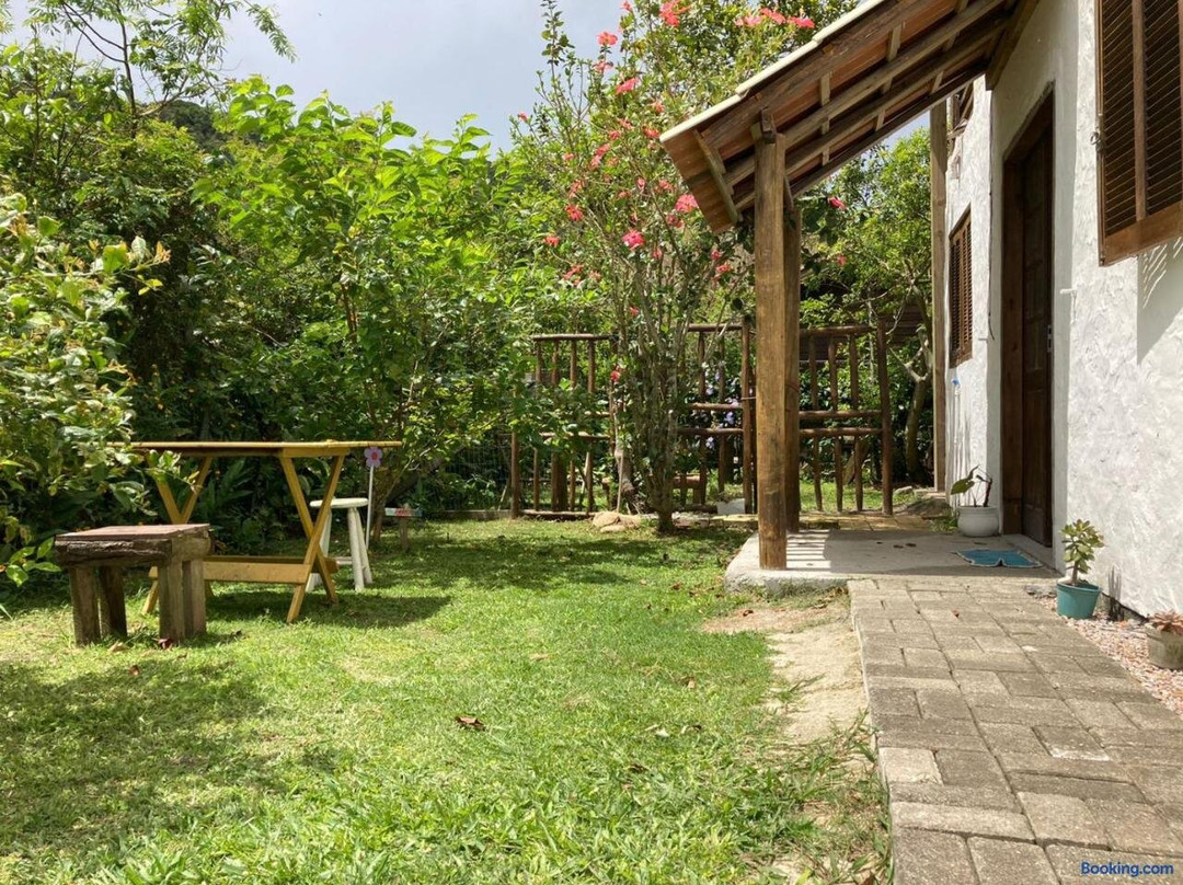 Surf Paradise Apartamentos