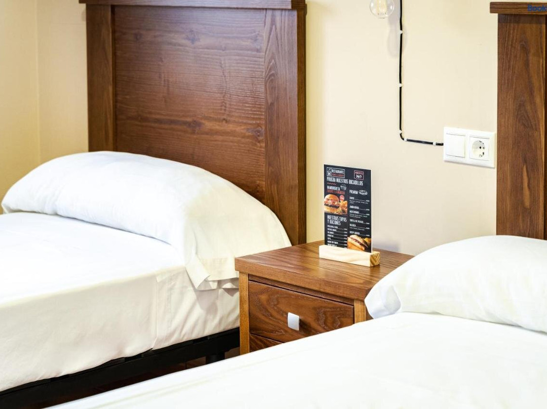 As Hoteles Fuente La Higuera Direccion Albacete