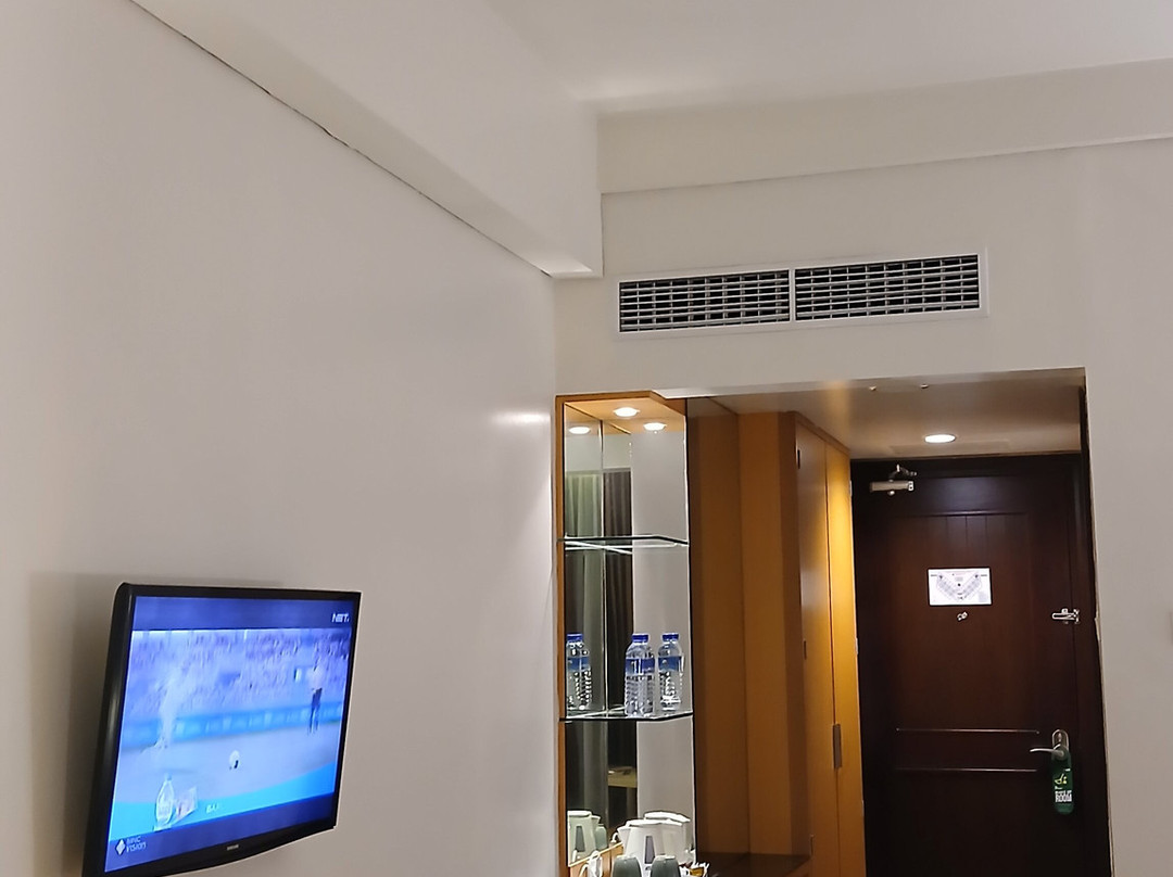 龙目岛金宫酒店主图