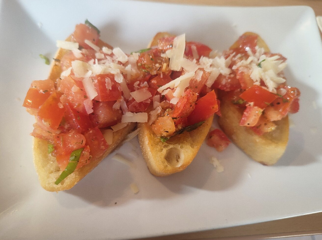 阿德勒餐厅酒店主图