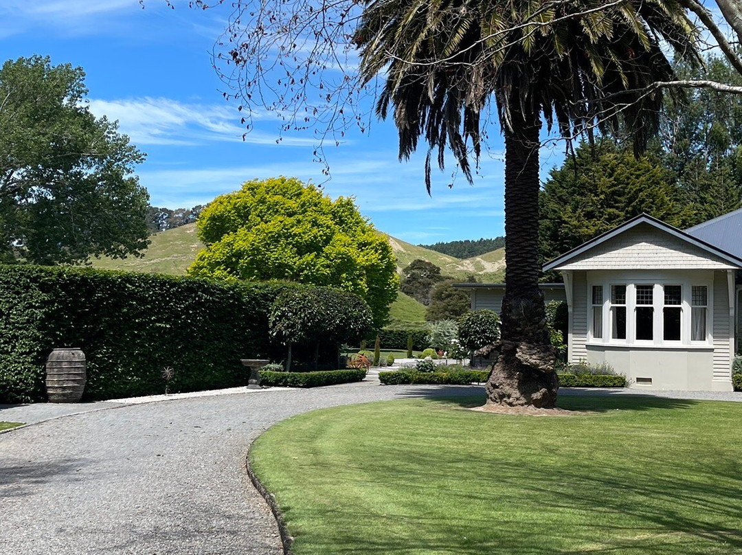 Whakapuni Station & Gardens景点图片