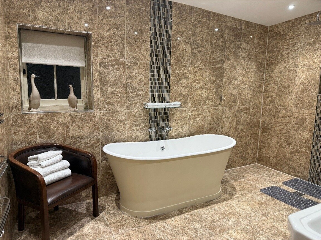 The White Hart Hotel主图